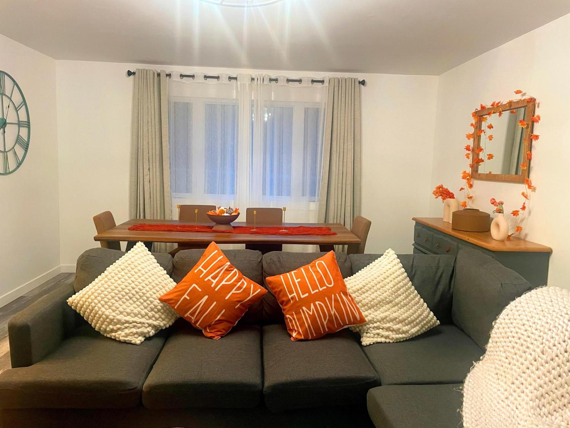 Private Cottage With Huge Private Dog Park! Barrys Bay Экстерьер фото